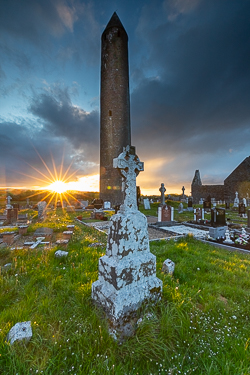 grave,kilmacduagh,landmark,may,spring,sunset,sunstar,lowland,church,medieval,graves,cemetery
