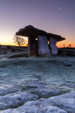dolmen,landmark,long exposure,may,moon,poulnabrone,spring,twilight,hills,tomb,portfolio